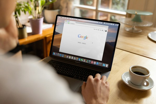 The Different Ways To Find People Online 3 img
